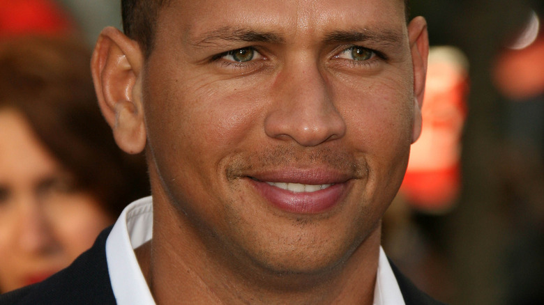 Alex Rodriguez sorride