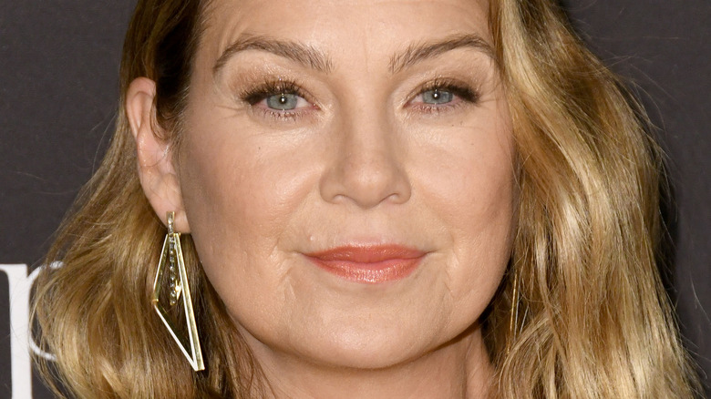 Ellen Pompeo sorrideva 