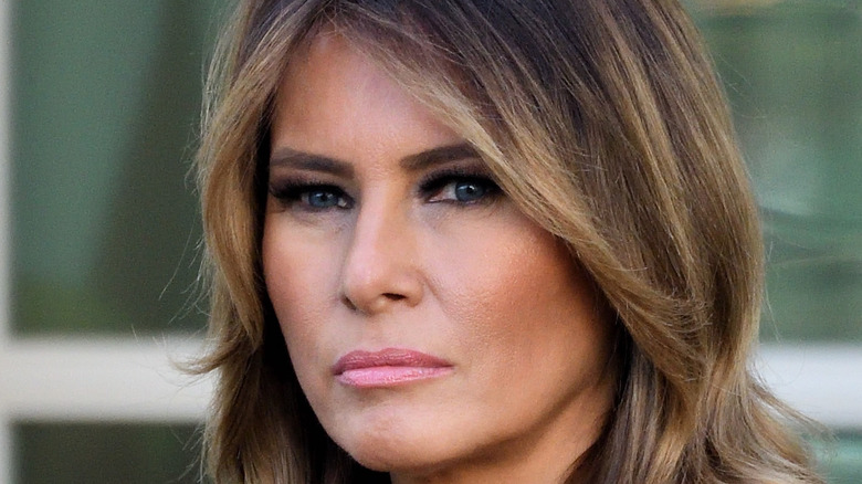 Melania Trump sembra seria 