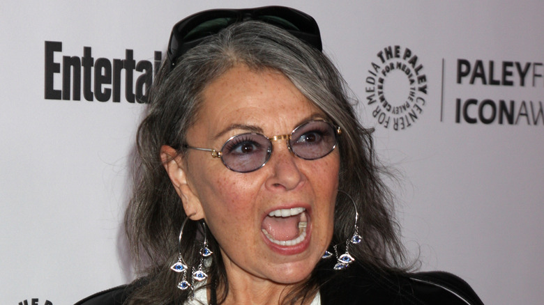 Roseanne Barr che urla 