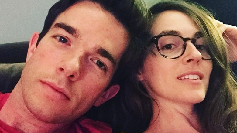 Selfie di John Mulaney e Annamarie Tendler 