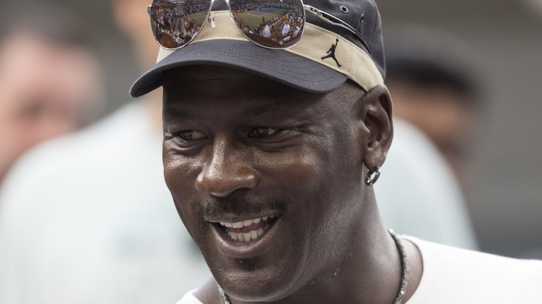 Michael Jordan sorridente