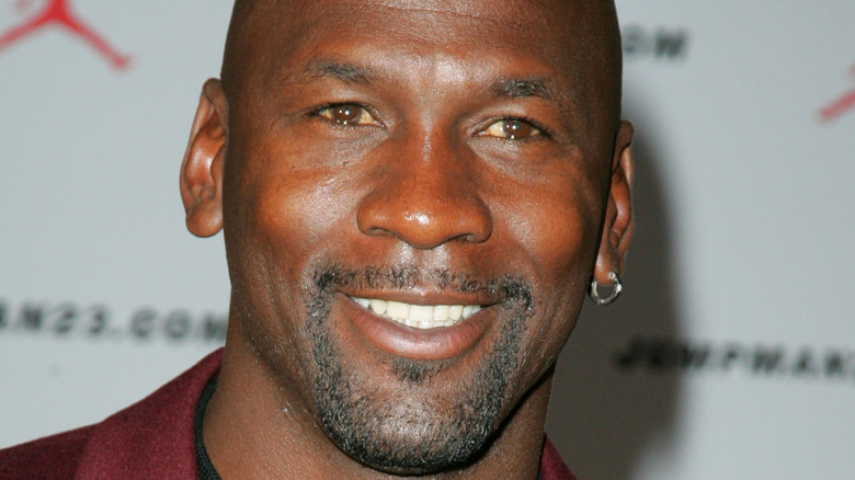 Michael Jordan sorridente