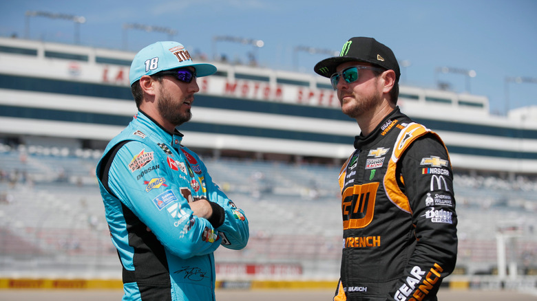 Kurt Busch e Kyle Busch si preparano a qualificarsi per il South Point 400 2018