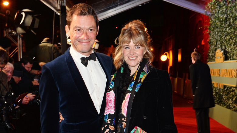 Dominic West e Catherine FitzGerald a un evento di premiazione 