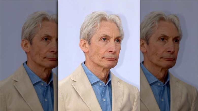 Charlie Watts sembra sconvolto nel 2005