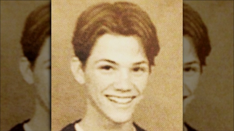 Il preadolescente Jared Padalecki sorride