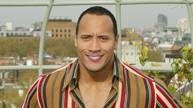 Dwayne Johnson indossa le strisce