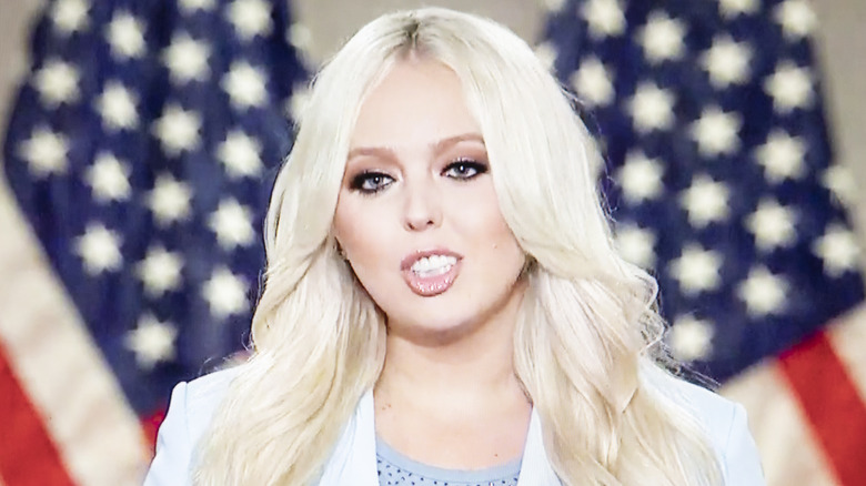 Tiffany Trump parla sul palco