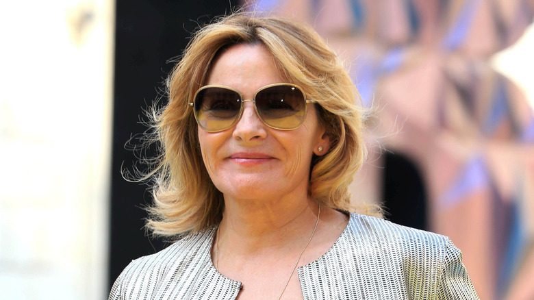 Kim Cattrall sorride nel 2018