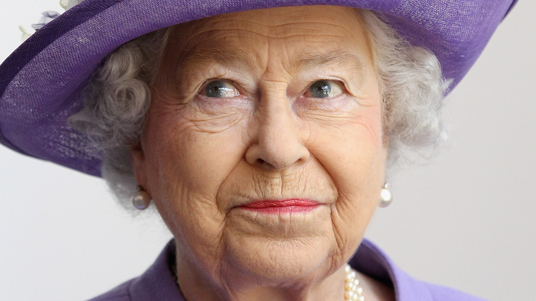 La regina Elisabetta nel 2012