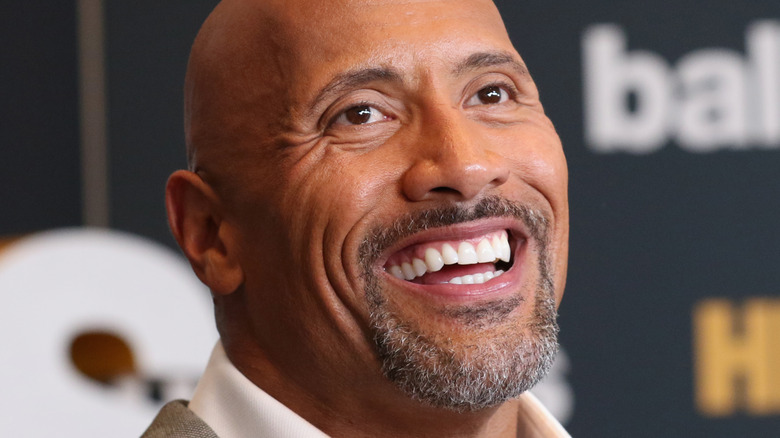 Dwayne Johnson con la barba