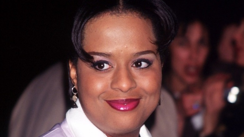 Tempestt Bledsoe sorridente nel 1996