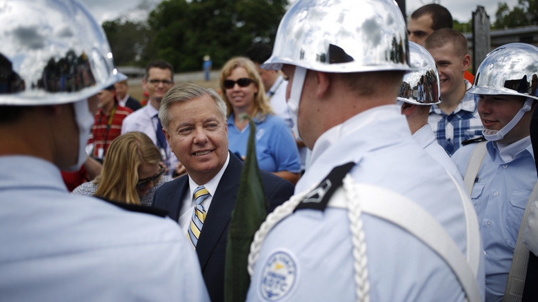 Lindsey Graham con i cadetti dell'Air Force