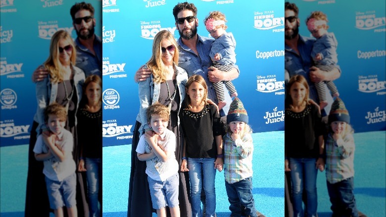 Jon Bernthal con la sua famiglia