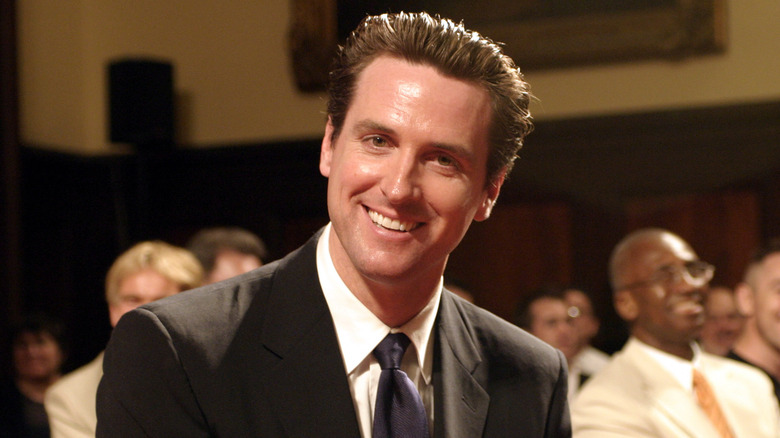 Gavin Newsom sorride