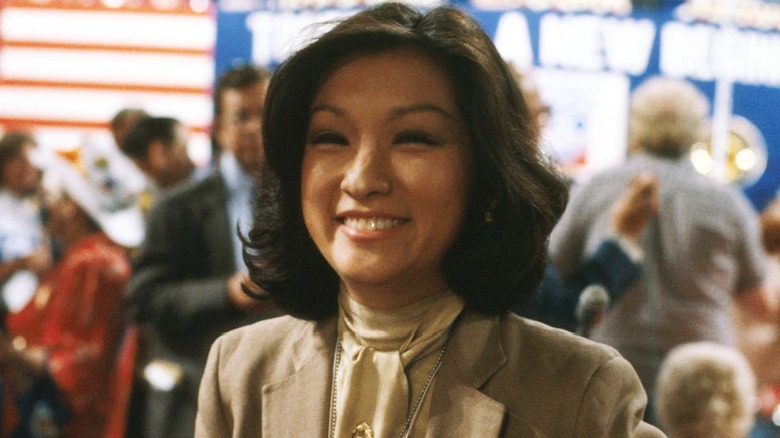 La giovane Connie Chung sorride