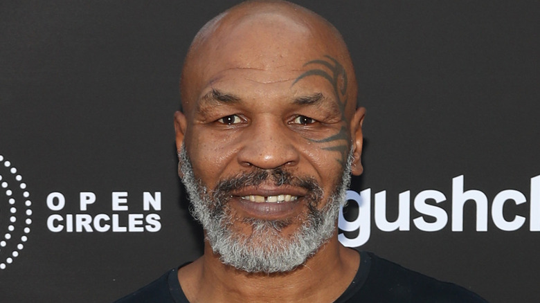 Mike Tyson sorridente