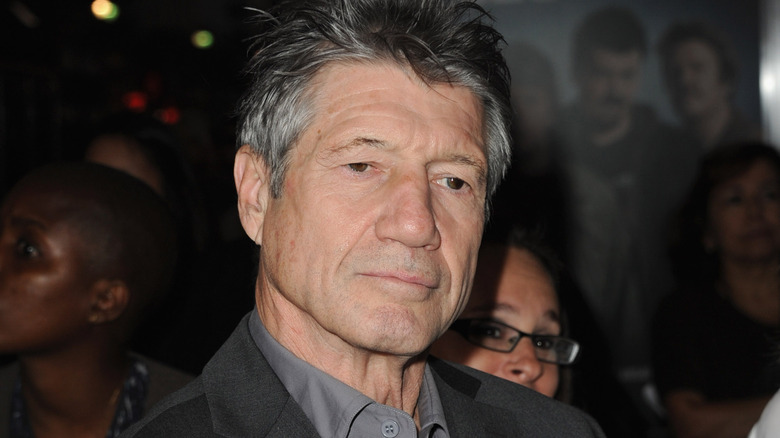 Fred Ward in posa
