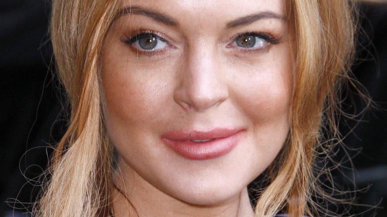 Lindsay Lohan sorride