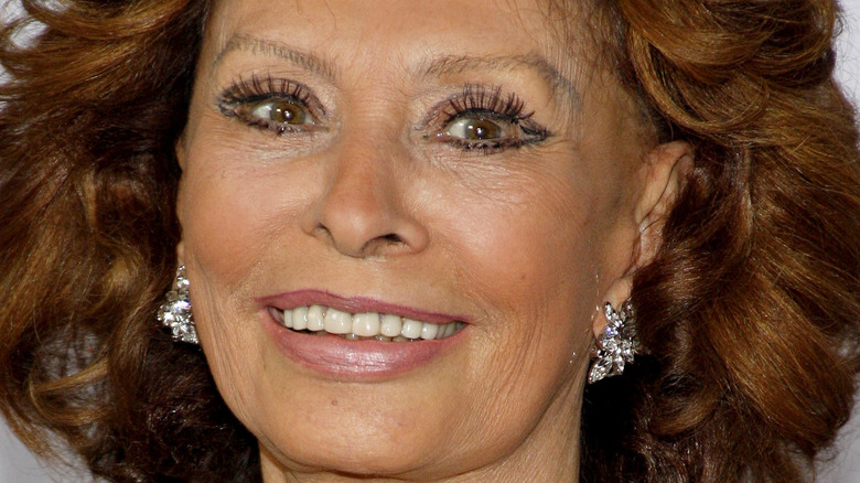 Sophia Loren sorridente