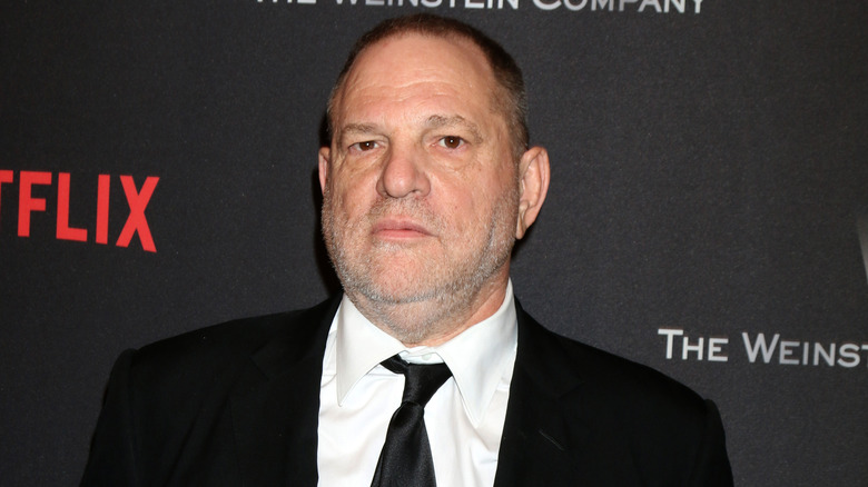 Harvey Weinstein in posa