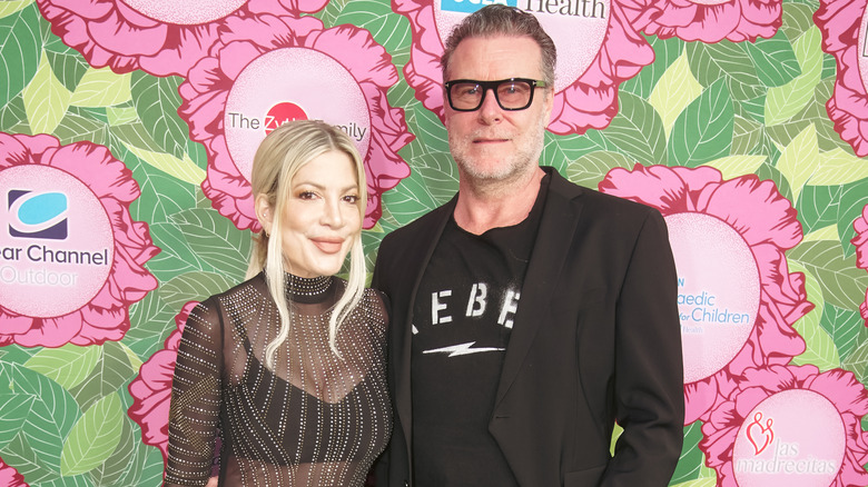 Tori Spelling, Dean McDermott in posa