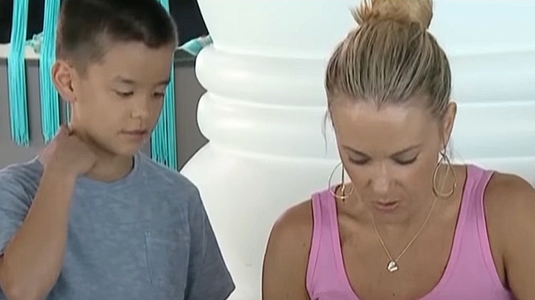 Collin Gosselin con mamma Kate