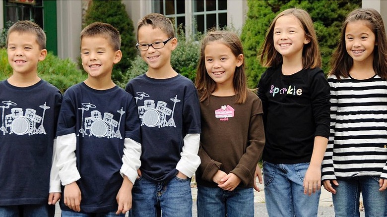 Aaden, Collin, Joel, Alexis, Hannah e Leah Gosselin