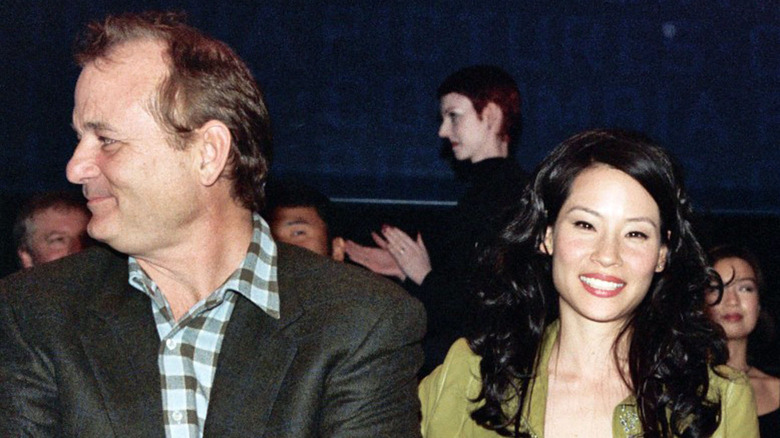 Bill Murray e Lucy Liu sorridono all'evento