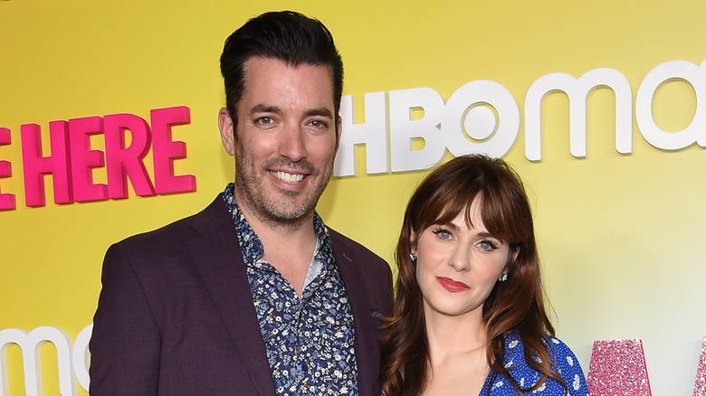 Jonathan Scott e Zooey Deschanel posano a un evento