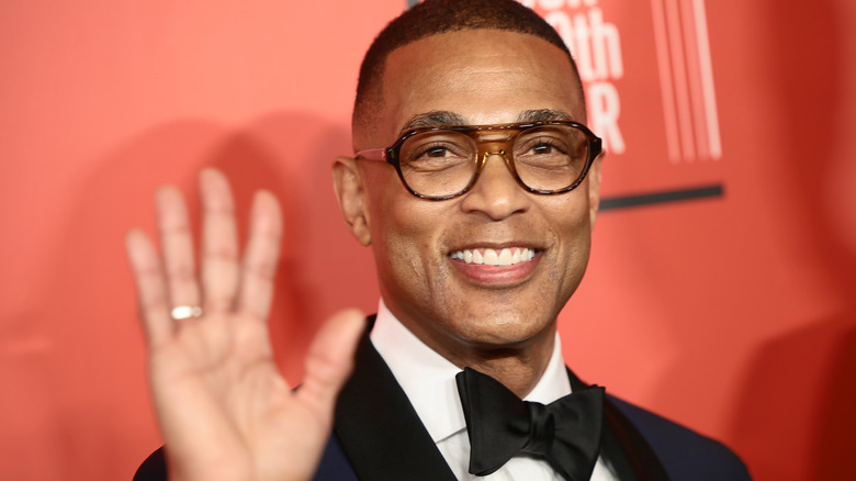 Don Lemon che saluta