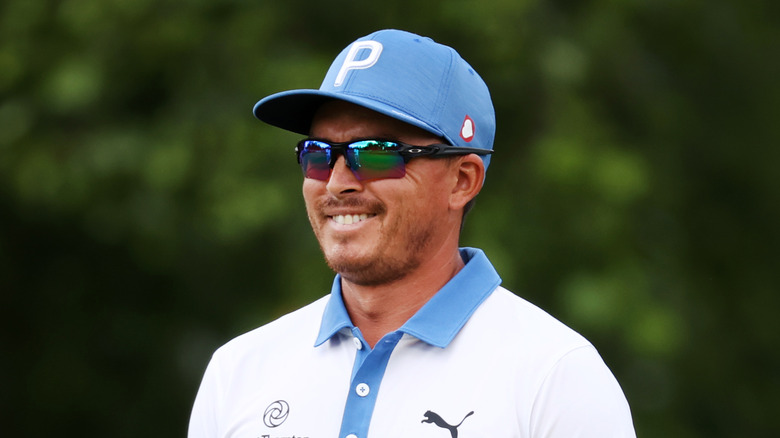 Rickie Fowler con un grande sorriso