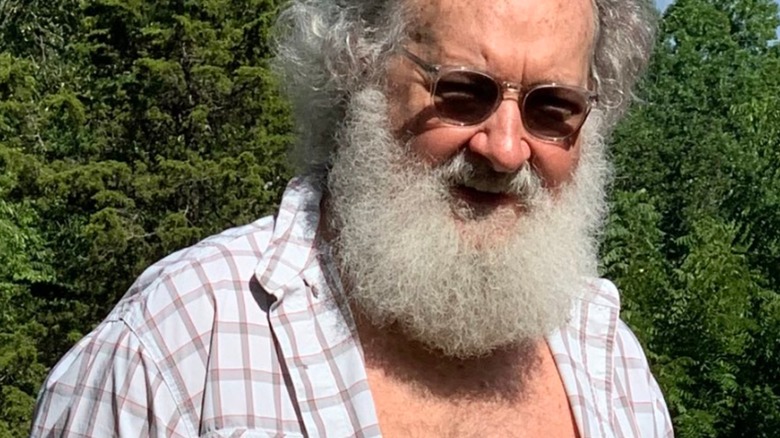 Camicia Randy Quaid aperta sul davanti