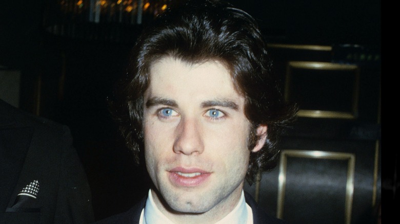 Occhi azzurri del giovane John Travolta