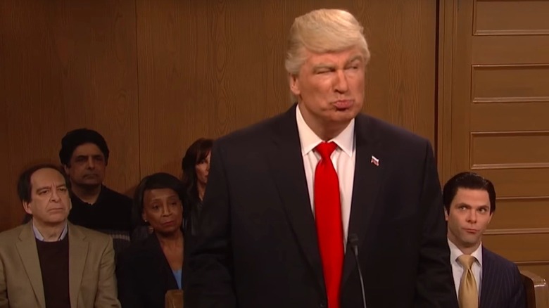 Alec Baldwin interpreta Donald Trump al Saturday Night Live