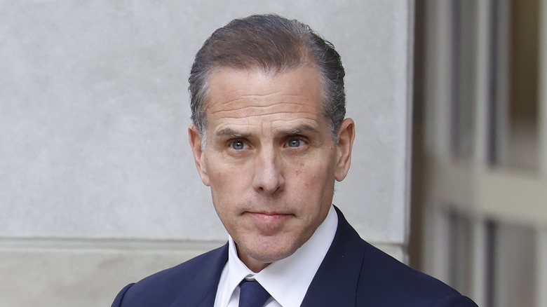 Cravatta blu di Hunter Biden