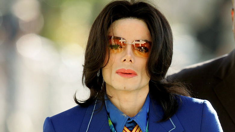 Michael Jackson cammina