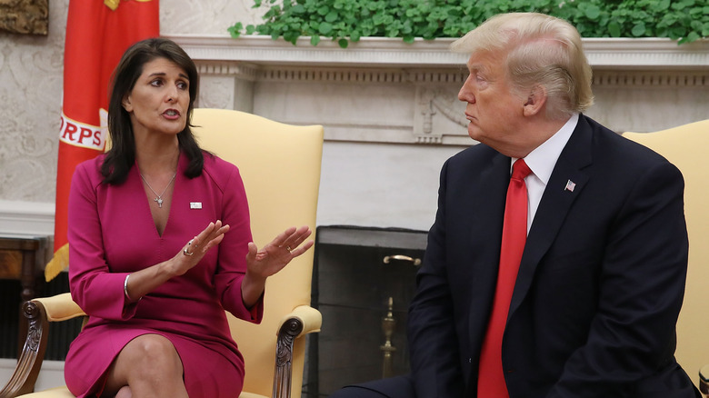 Nikki Haley parla con Donald Trump