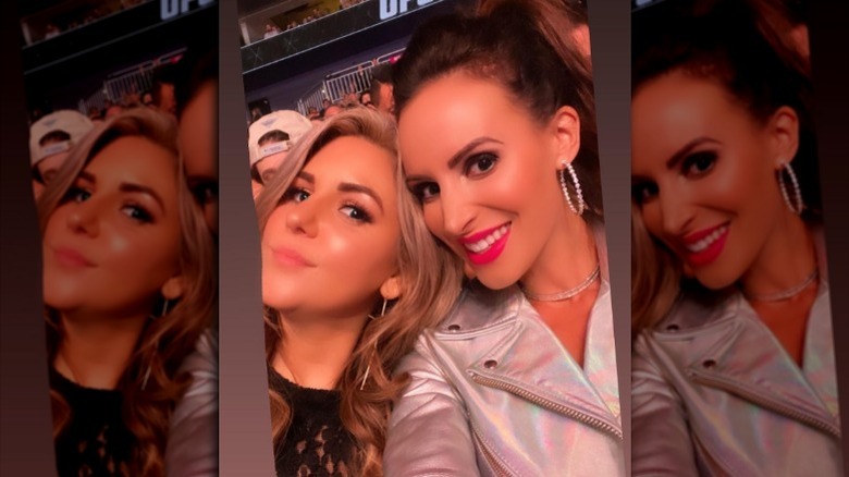 Selfie di Brandi Passante con Samantha Busch