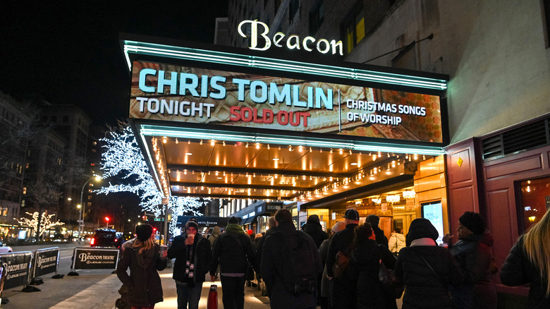 Cartello del concerto di Chris Tomlin tutto esaurito