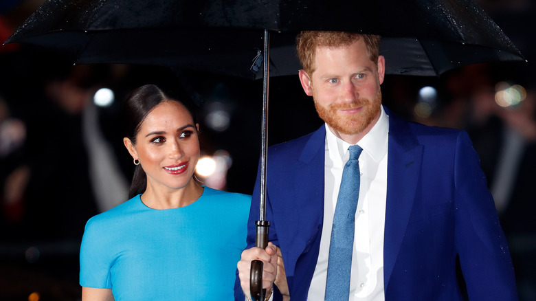 Meghan Markle e il principe Harry sorridono