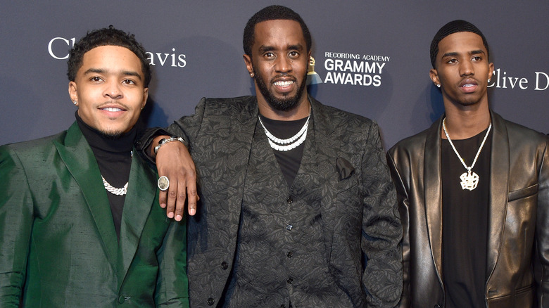 Sean "Diddy" Combs posa con i figli