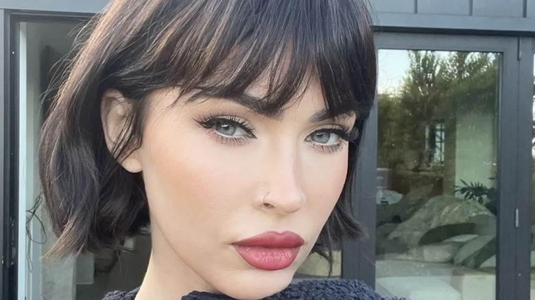 Megan Fox con un taglio di capelli a caschetto