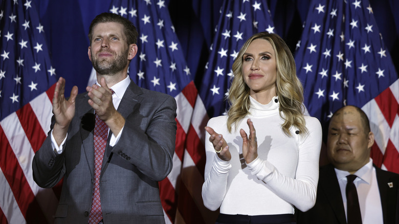 Lara Eric Trump applaude