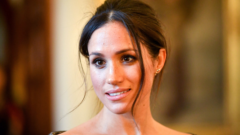 Meghan Markle sorridente