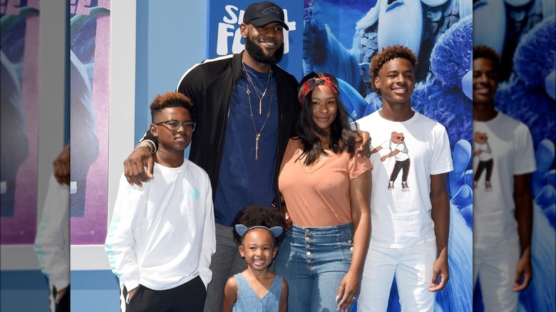 LeBron James, Savannah James e i loro figli 