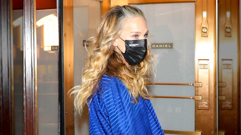 Sarah Jessica Parker con i capelli grigi