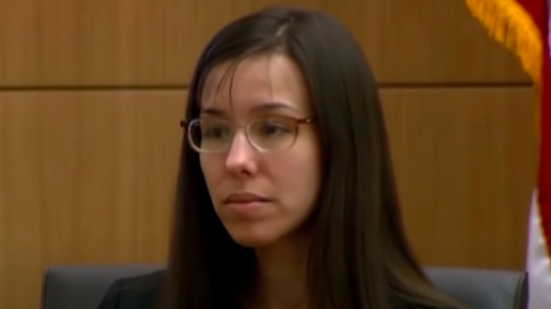 Jodi Arias testimonia durante il processo per omicidio