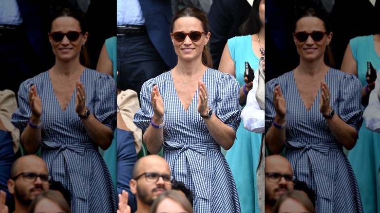 Pippa Middleton applaude